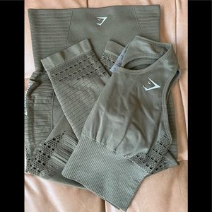 EUC GymShark Energy Seamless Crop Set